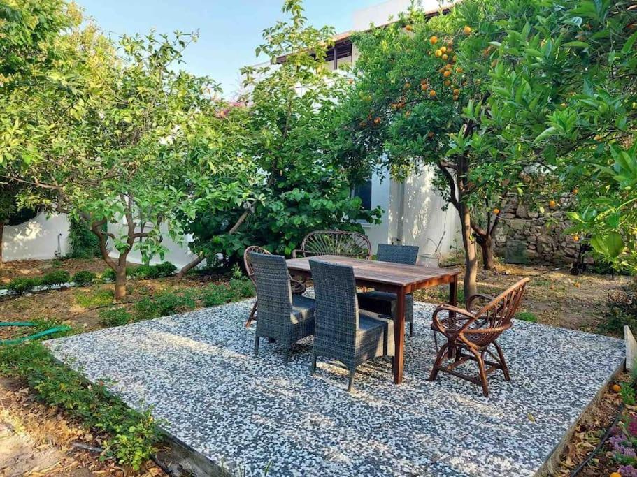 Mel'S Garden House In The Heart Of The City Bodrum Extérieur photo
